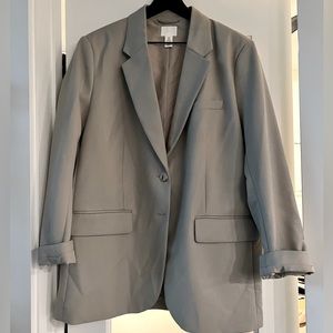 NWOT H&M Grey Oversized Blazer